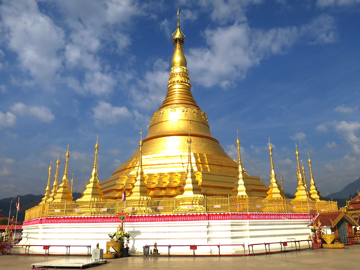 (Tachileik) Shwedagon Pagoda